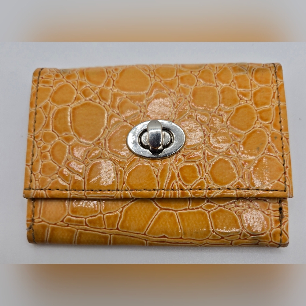 🌞 Wallet Crocodile Embossed Leather Turn Key 4" X 3" Good Pre-owned Condition